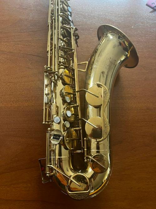 Mooie tenorsaxofoon te koop., Muziek en Instrumenten, Blaasinstrumenten | Saxofoons, Zo goed als nieuw, Tenor, Met koffer, Ophalen of Verzenden