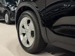 Volvo XC40 1.5 T3 163PK Momentum, Cruise, PDC, Clima, Voll L, Gebruikt, Zwart, 14 km/l, Bedrijf