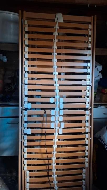 Twee Elektrische lattenbodems 80 x 195 breed, Huis en Inrichting, Slaapkamer | Matrassen en Bedbodems, Gebruikt, 80 cm, 210 cm