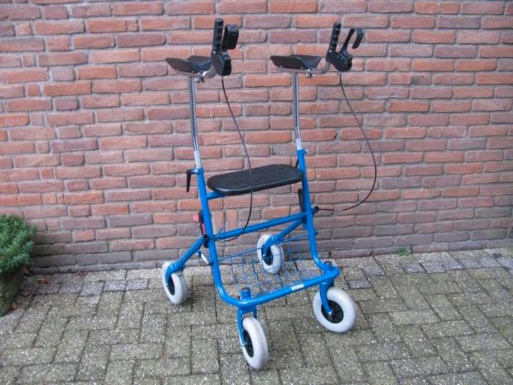 Onderarm rollator Premis Provo met mandje en dienblad, Diversen, Rollators, Zo goed als nieuw, Opvouwbaar, Ophalen of Verzenden