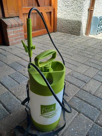 Drukspuit. 5 ltr. Zgan. beschikbaar voor biedingen