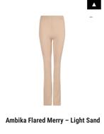 THUIS BROEK super trendy FLARED PANTS NIEUW/nooit gedragen, Maat 38/40 (M), Zwart, Nieuw, Ophalen of Verzenden