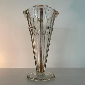 vintage art-deco vaas glas beschikbaar voor biedingen