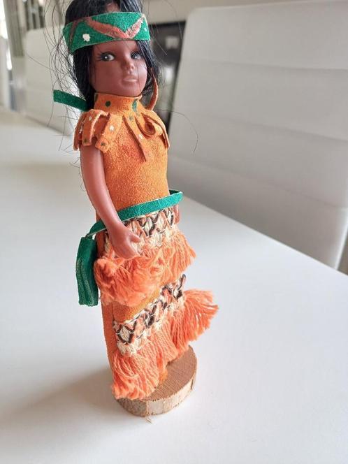 Native American plastic pop bohemian, Verzamelen, Poppetjes en Figuurtjes, Gebruikt, Ophalen of Verzenden