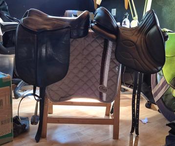 Heather moffet phoenix boomloos foam zadel incl toebehoren  beschikbaar voor biedingen