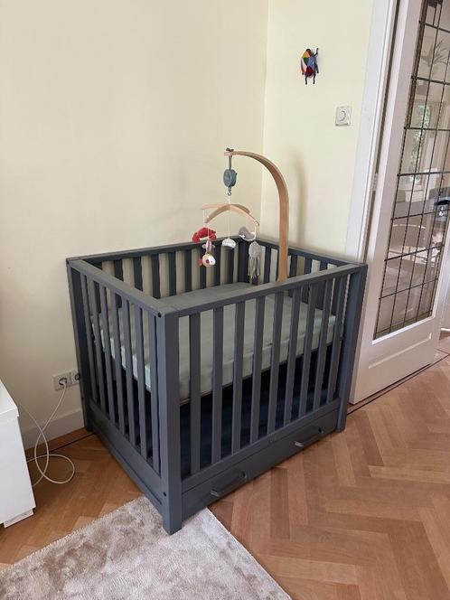 Grijze twf box met lade, Kinderen en Baby's, Boxen, Gebruikt, Lade, Ophalen