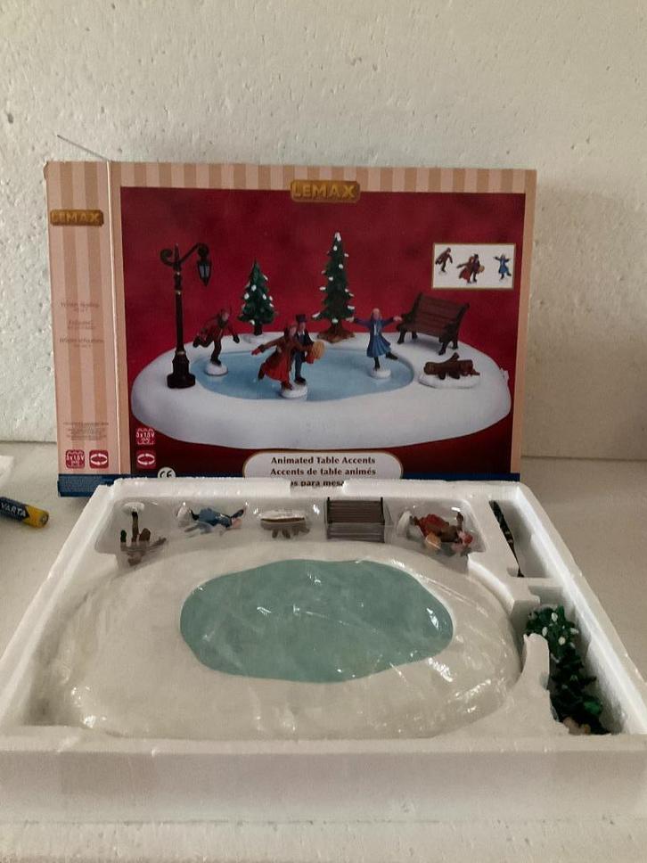 lemax vijver - kerstdorp - schaatsvijver - 2009, Diversen, Kerst, Zo goed als nieuw, Ophalen