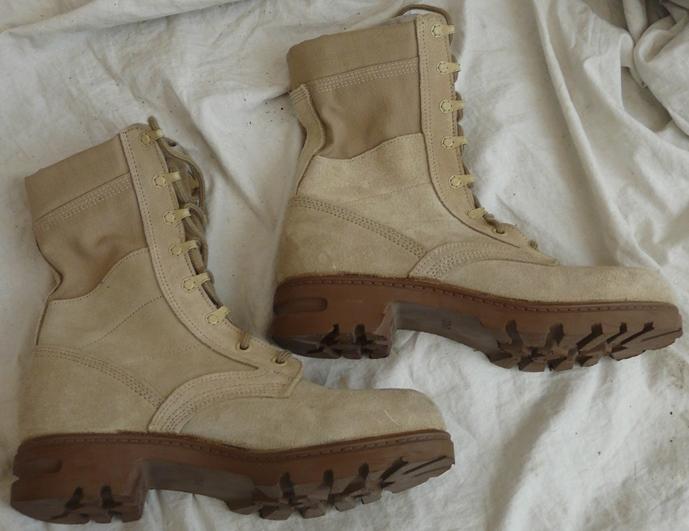 KL M92 desert boots nieuw maat 42, Ophalen of Verzenden, Nieuw, Bruin, Boots