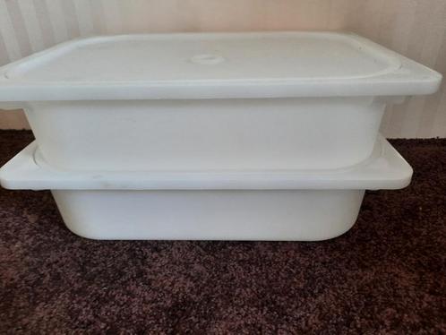 2x Witte Kunststof Bakken met Deksel ikea, Huis en Inrichting, Keuken | Tupperware, Gebruikt, Bak of Kom, Wit, Ophalen