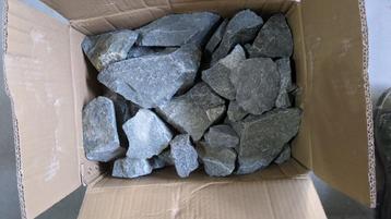 Saunastenen, doosje van 15 kg beschikbaar voor biedingen