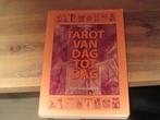 Tarot van dag tot dag Mary K. Greer, Boeken, Esoterie en Spiritualiteit, Ophalen of Verzenden, Zo goed als nieuw, Overige onderwerpen