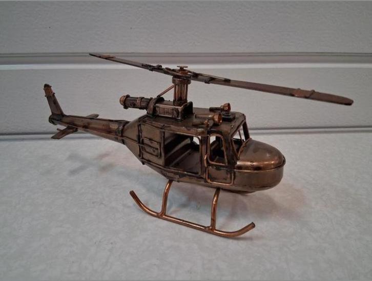 Helikopter, Hobby en Vrije tijd, Modelbouw | Vliegtuigen en Helikopters, Nieuw, 1:72 tot 1:144, Overige merken, Ophalen of Verzenden