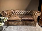 Antieke Chesterfield 2 zits Bank Vintage Stoer, Huis en Inrichting, Gebruikt, 150 tot 200 cm, Tweepersoons, Leer