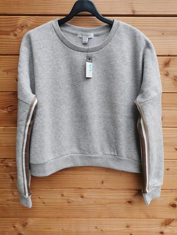 Sweater met biesjes mt. S  beschikbaar voor biedingen