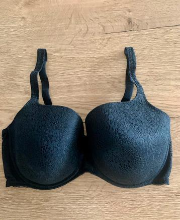 Prima donna twist 90F voorgevormd zwart kant beschikbaar voor biedingen