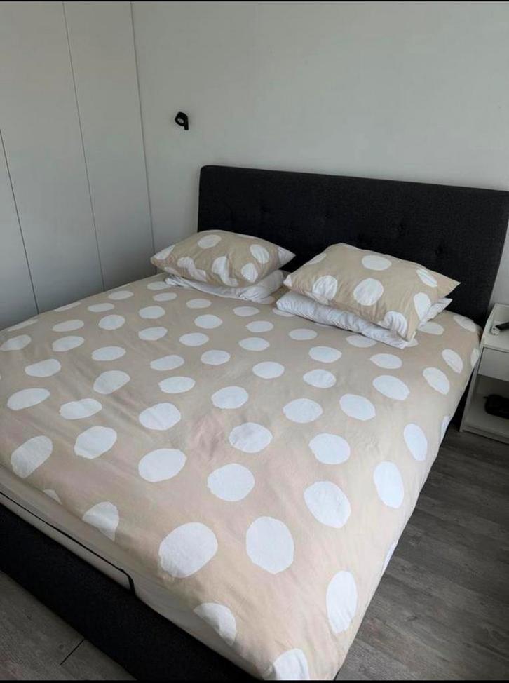 Ikea Idanas ottoman 180x200, Huis en Inrichting, Slaapkamer | Bedden, Zo goed als nieuw, Tweepersoons, 180 cm, Stof, Grijs, Ophalen of Verzenden