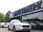 Volvo V40 2.0 D4 Momentum Business, Euro 5, Gebruikt, Zwart, Leder en Stof