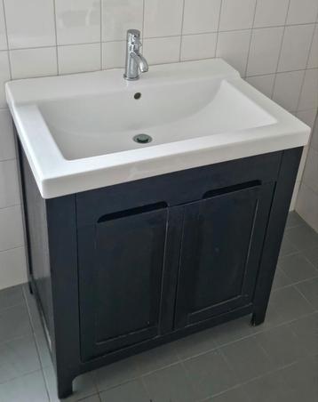 Badkamermeubel met Wasbak en Opbergruimte beschikbaar voor biedingen