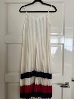 Tommy hilfiger jurk beige xs icons, Beige, Ophalen of Verzenden, Zo goed als nieuw, Maat 34 (XS) of kleiner