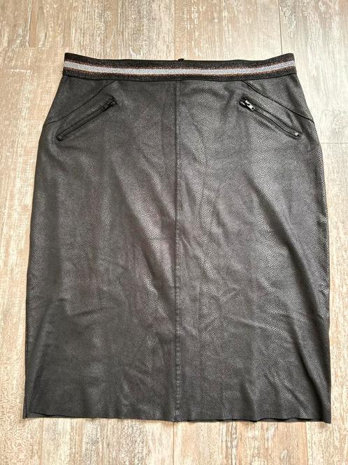 Zwart leatherlook rokje van Geisha. Maat M., Kleding | Dames, Rokken, Zo goed als nieuw, Maat 38/40 (M), Zwart, Boven de knie