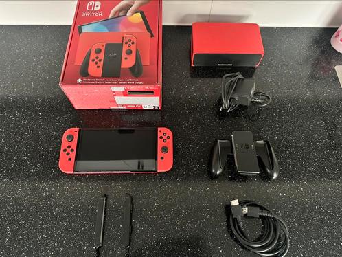 Nintendo Switch OLED Mario Editie | ZGAN | Compleet | Games, Spelcomputers en Games, Spelcomputers | Nintendo Switch, Zo goed als nieuw