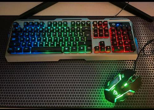 Trust Gaming Toetsenbord en Muis + 2 muismatten, Computers en Software, Toetsenborden, Gebruikt, Qwerty, Bedraad, Toetsenbord en muis-set