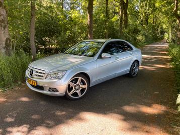 Mercedes-Benz C-Klasse 1.8 C180 CGI Sedan 2011 Grijs beschikbaar voor biedingen