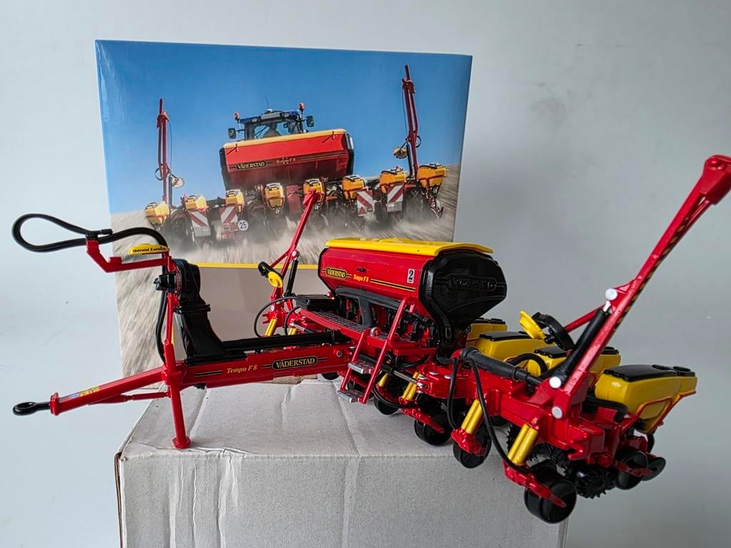 VÄDERSTAD TEMPO F 8 USK 1:32, Ophalen of Verzenden, Nieuw, Tractor of Landbouw, Overige merken