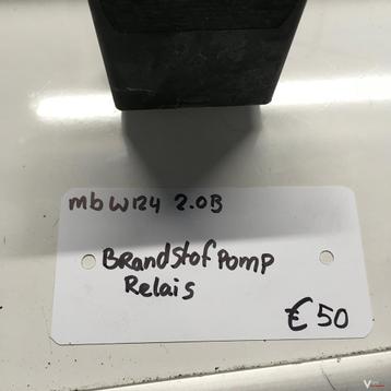 Mercedes W124  2.0 Benzine Brandstofpomp Relais 003 545 1905 beschikbaar voor biedingen