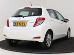 Toyota Yaris 1.3 VVT-i Comfort I Airco I Centrale vergrendel, Voorwielaandrijving, Gebruikt, Zwart, 4 cilinders