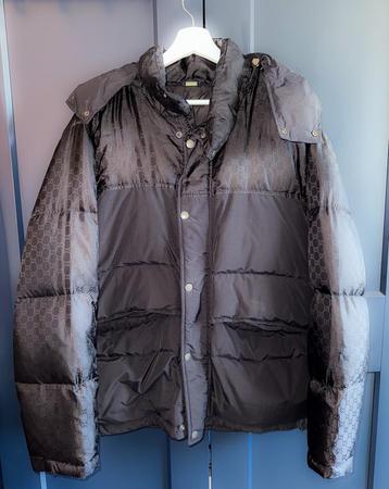 Gucci Puffer Jacket beschikbaar voor biedingen