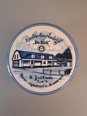 Delfts Blauw Doosje 'De Klok' beschikbaar voor biedingen