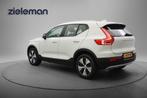 Volvo XC40 1.5 T2 Momentum - Carplay, Navi, Cru € 21.845,0, USB, 129 pk, Wit, Bedrijf