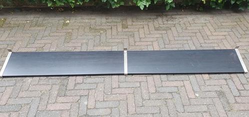 2 planken inclusief ophangsysteem, Huis en Inrichting, Woonaccessoires | Wandplanken en Boekenplanken, Ophalen of Verzenden