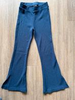 Fijne flared legging maat 110/116 Hema met splitjes onderaan, Broek, Gebruikt, Meisje, Ophalen of Verzenden