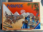 Pyramidis - Leuk familiespel!, Een of twee spelers, Ophalen of Verzenden, Gebruikt, Reisspel