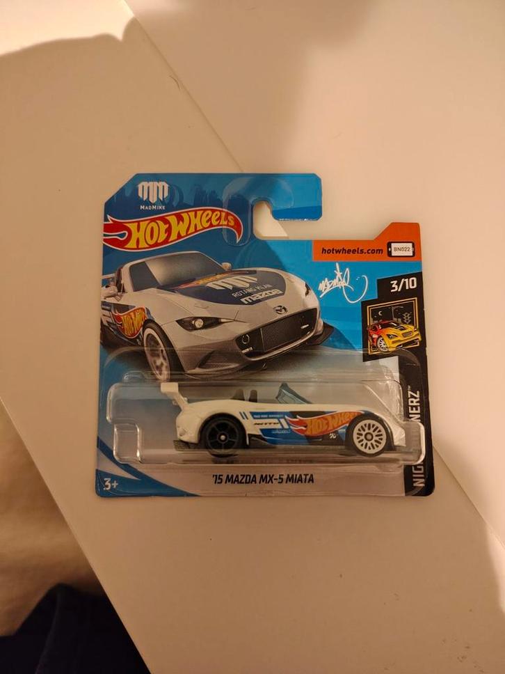 Hot wheels Mazda mx-5, Hobby en Vrije tijd, Modelauto's | Overige schalen, Nieuw, Auto, Ophalen of Verzenden