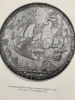 Op de penning: penningen uit Brabant / 1976, Ophalen of Verzenden, Overige materialen, Nederland