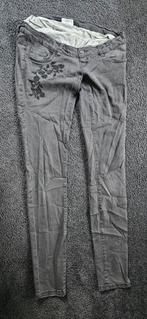 Mamalicious Zwangerschaps Jeans, Kleding | Dames, Positiekleding, Maat 38/40 (M), Ophalen of Verzenden, Zo goed als nieuw, Grijs