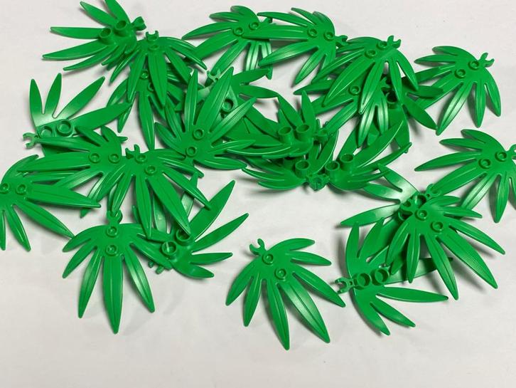 Partij 25x Lego palm bladeren met clip in diverse kleuren, Kinderen en Baby's, Speelgoed | Duplo en Lego, Nieuw, Lego, Losse stenen