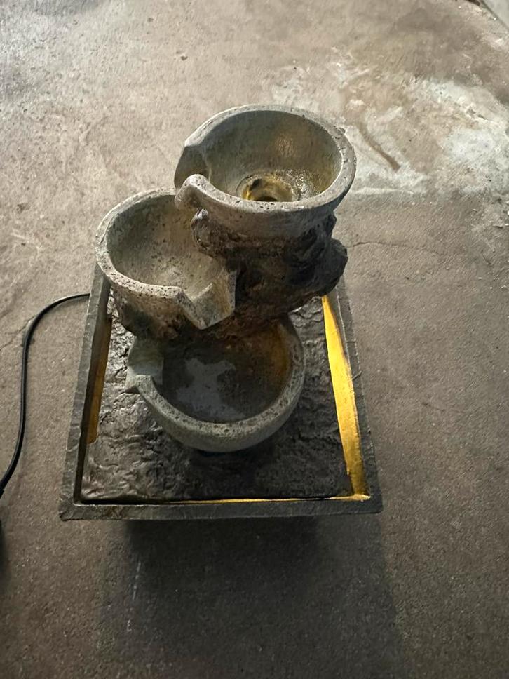 Vind kamerfontien, Huis en Inrichting, Woonaccessoires | Dienbladen, Zo goed als nieuw, Hout, Ophalen of Verzenden