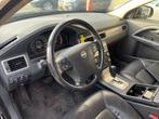 Volvo V70 2.4 D5 185PK Summum Volledig lederen bekleding/Xen, Auto's, 179 €/maand, Diesel, Euro 4, 750 kg