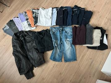 Heren kledingpakket maat S/M beschikbaar voor biedingen