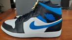 Nike Air Jordan 1 Mid White/Racer Blue-Black - NIEUW - 45, Blauw, Nike, Nieuw, Ophalen of Verzenden