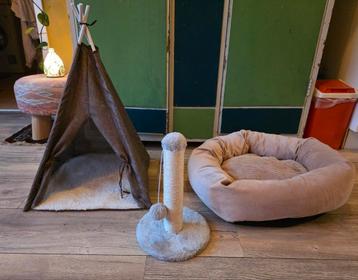 Spulletjes voor de kat. beschikbaar voor biedingen
