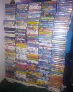Een verzameling videocassettes en een videorecorder. Gratis, Gebruikt, 26 bandjes of meer, Ophalen of Verzenden, Origineel