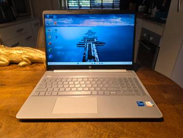 HP 15S/i5-1135G7/16GB/256GB SSD/W11/Office/FHD/Hdmi/Bluetoot beschikbaar voor biedingen
