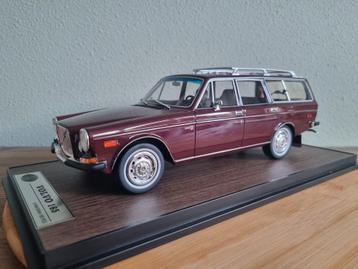 Radscale Volvo 165 (164) Station Wagon Donkerrood 1:18 beschikbaar voor biedingen