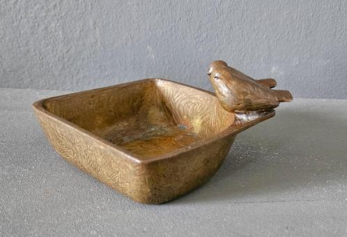 JAPANS BRONS MESSING VIERKANTJE POTJE MET VOGELTJES, Antiek en Kunst, Curiosa en Brocante, Ophalen of Verzenden
