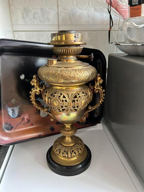 Religieuze kerklamp olielamp lamp 1883 koper brons Frans, Antiek en Kunst, Antiek | Religie, Ophalen of Verzenden